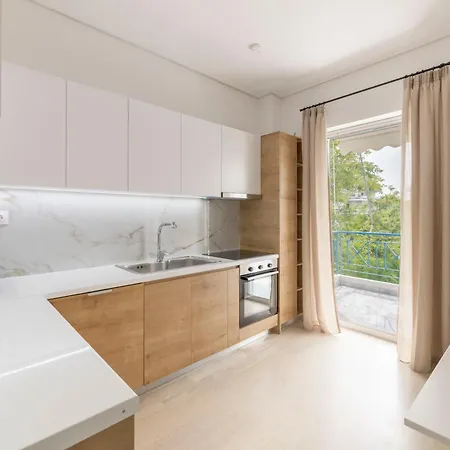 Ample 3br Family In Marousi By Upstreet *
